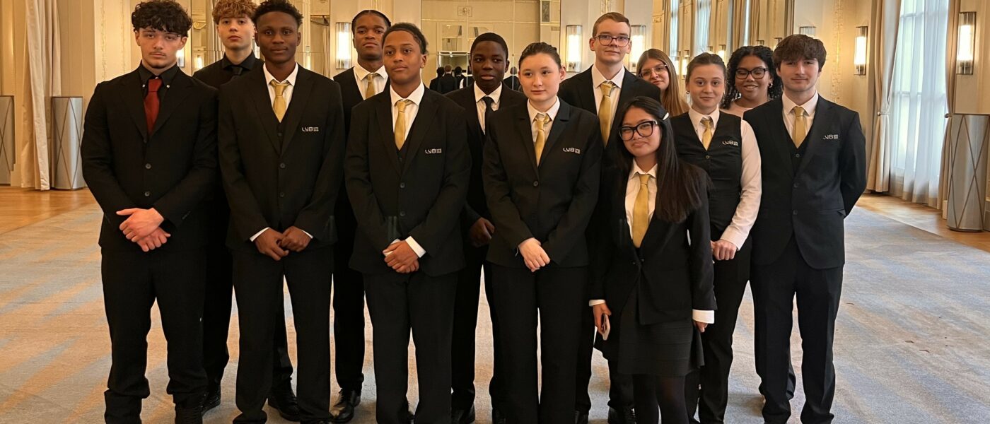 Les 1ère BAC PRO Service au palace Lutetia