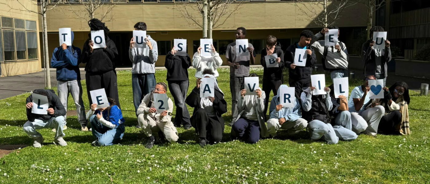 Découvrez SENSI’MAG, le journal des 3ème Prépa-Métiers pour changer le regard sur le handicap Découvrez SENSI’MAG, le journal des 3ème Prépa-Métiers pour changer le regard sur le handicap